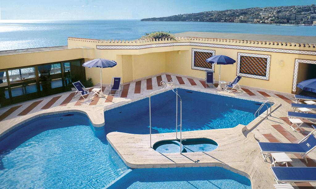 Royal Continental Baai Van Napels