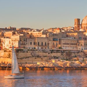 8 dg cruise West Mid Zee MSC World Europa Baai Van Napels